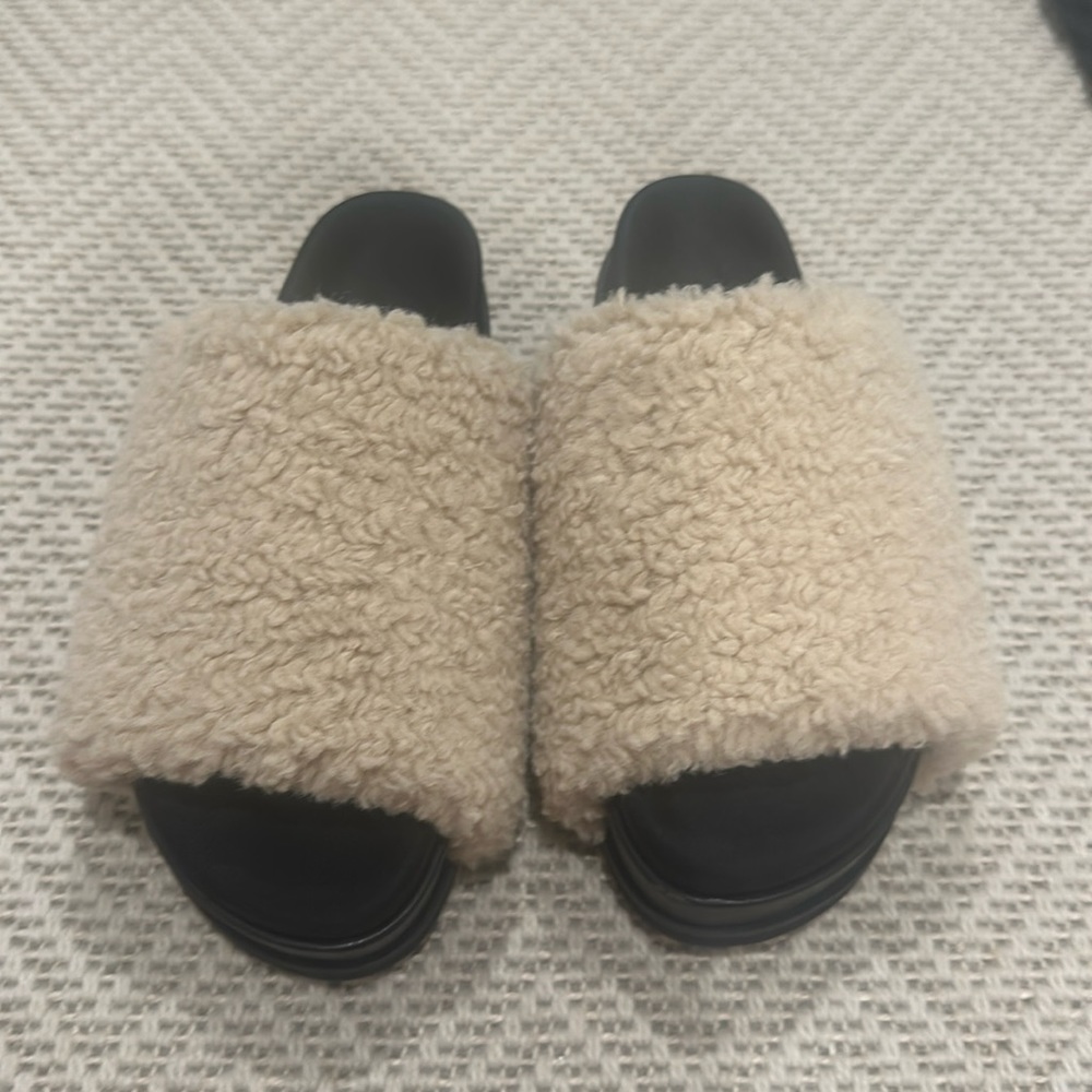 Platform Roam Sandals
